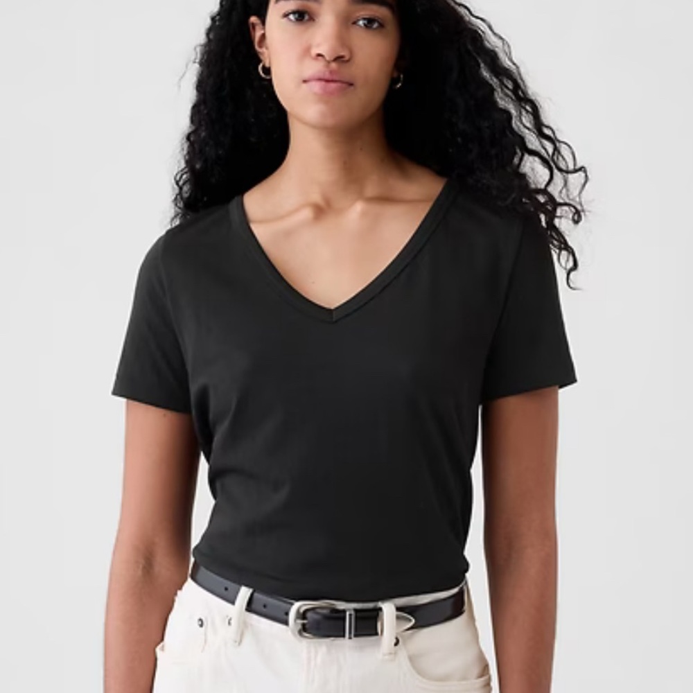 NWOT GAP Black Organic VintageSoft Cotton V-Neck Short Sleeve Tee-Size L Petite